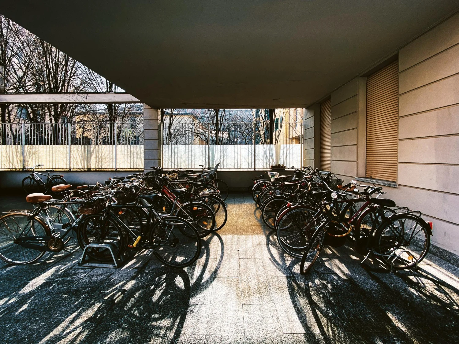 Fietsenstalling met verlichting